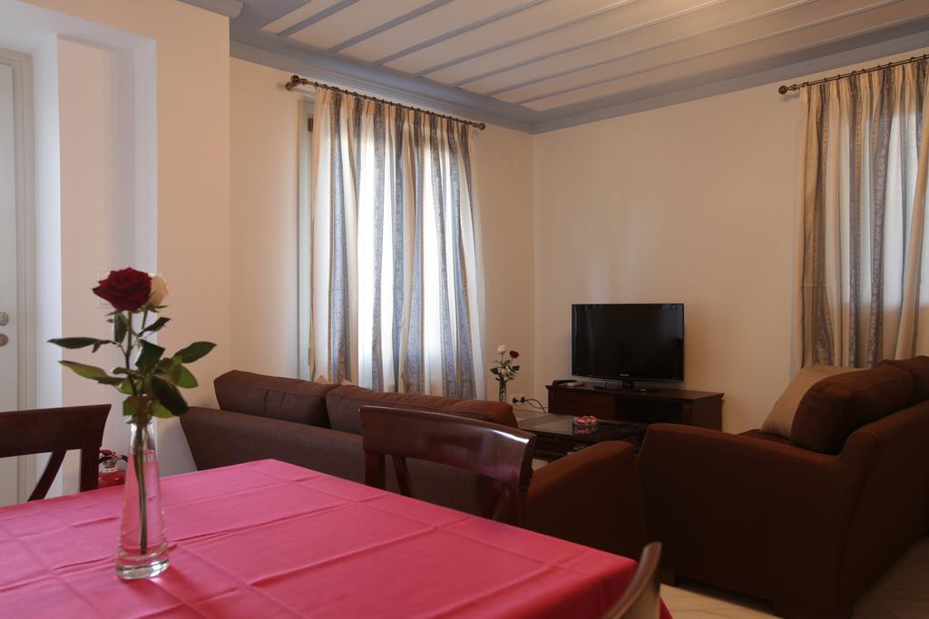 Avgerinos Hotel Kampochora  Oda fotoğraf
